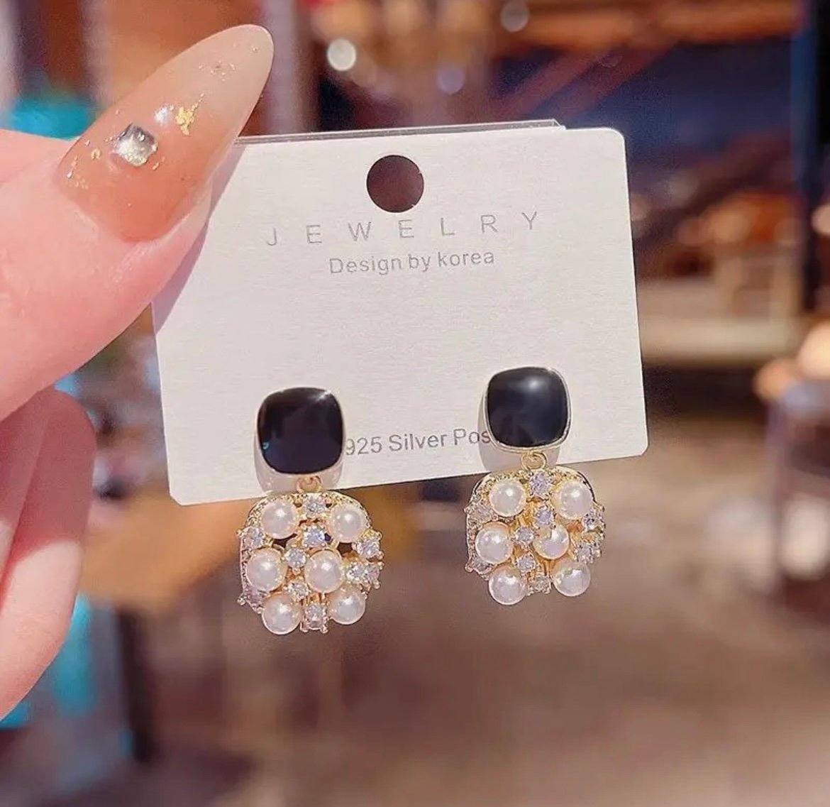 Delicate Black Square Stud Earring