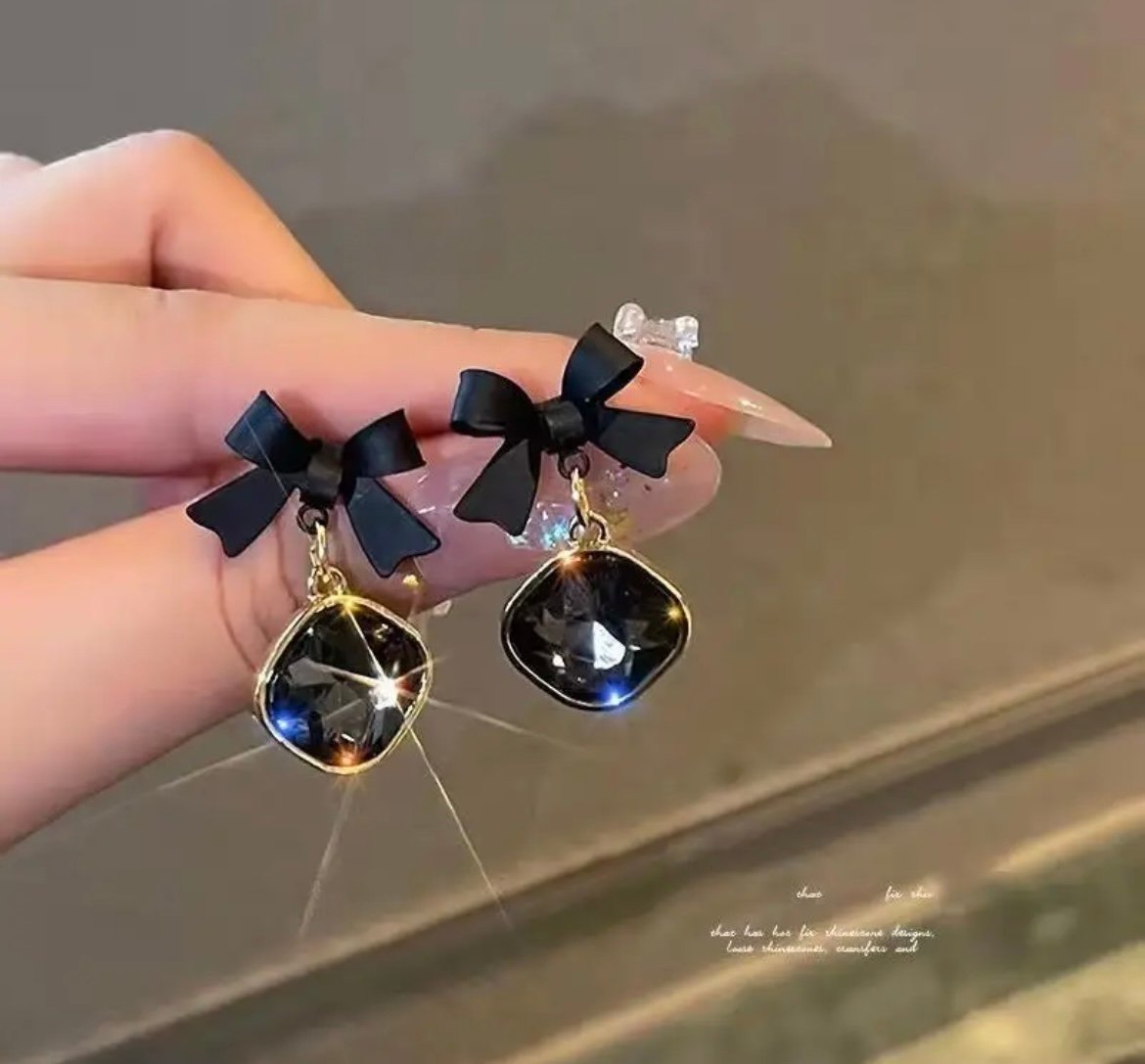 Black Crystal Bow Earring