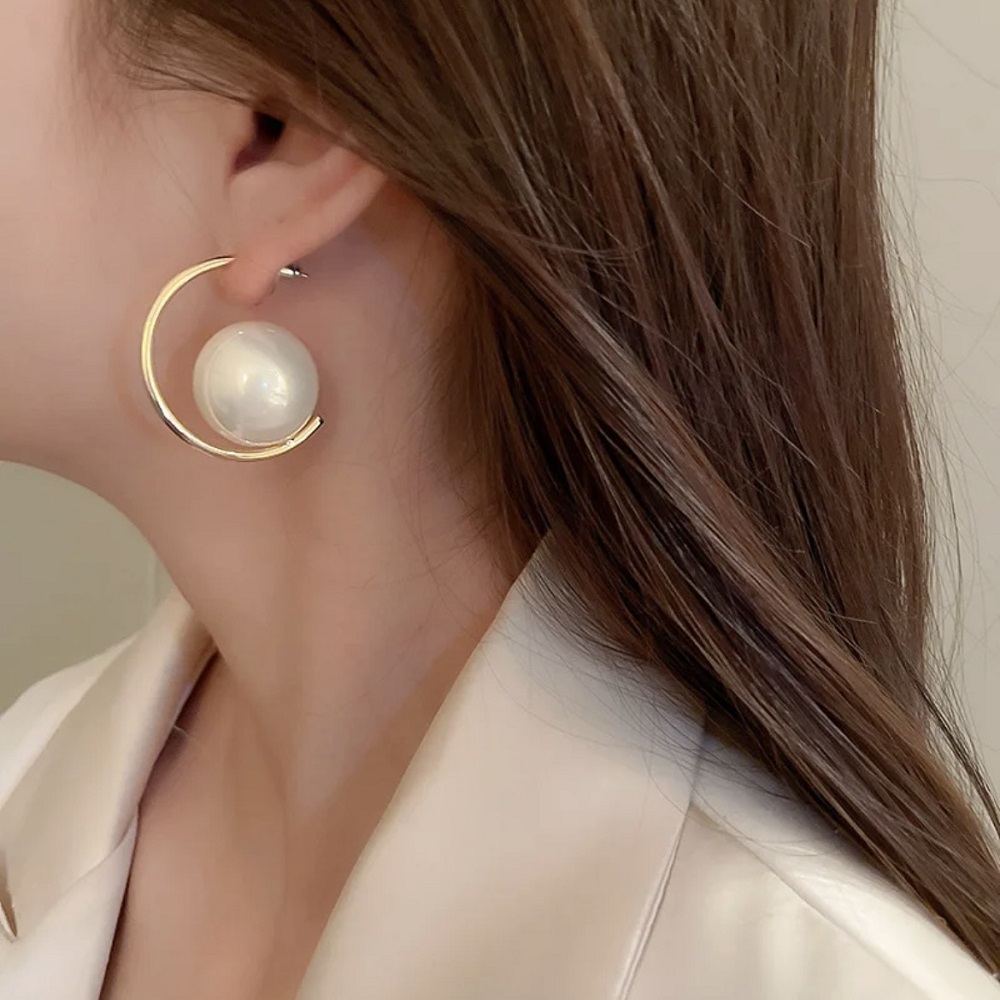 Golden Round Pearl Hoop Earring