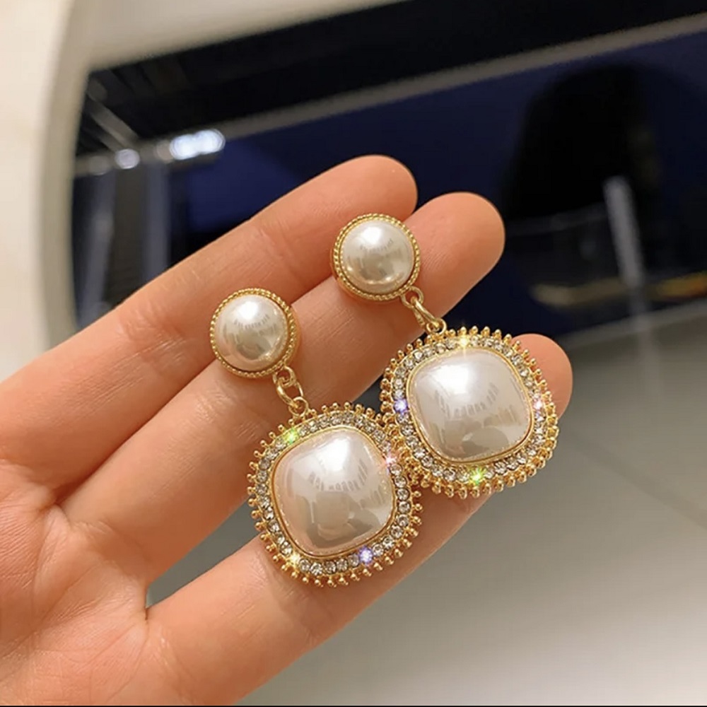 Luxury Shine Crystal Golden Diamond Square Pearl Earring